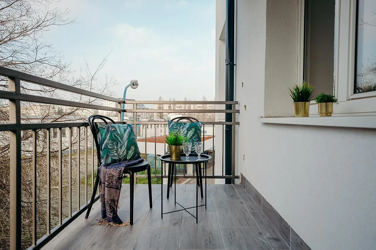Apartment L Ajax Airport Bitwy Warszawskiej Warsaw Poland
